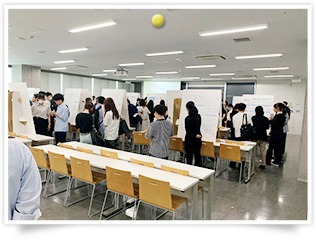 卒業研究発表会の様子